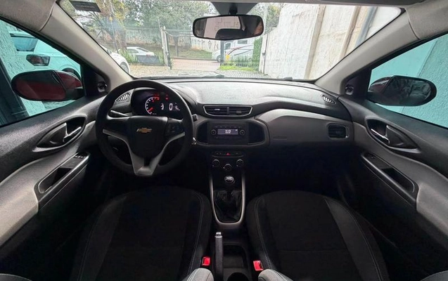 imagem-https://www.socarrao.com.br/sc-vehicle-images-prod/3200035/1789563283160-8368195_9_B_d2ec5061fa.jpeg