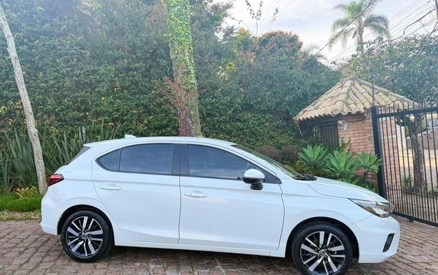 imagem-https://www.socarrao.com.br/sc-vehicle-images-prod/3200080/1786986854761-8361192_4_B_9054704c4f.jpeg