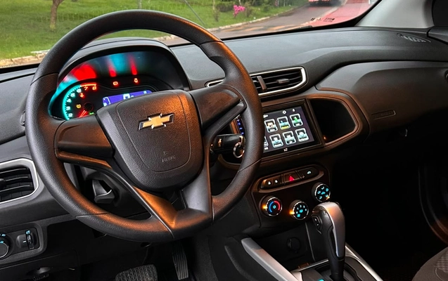 imagem-https://www.socarrao.com.br/sc-vehicle-images-prod/3200356/1786626802763-14e7f145-2ab1-497a-bb81-e1aabfb6c464.jpg