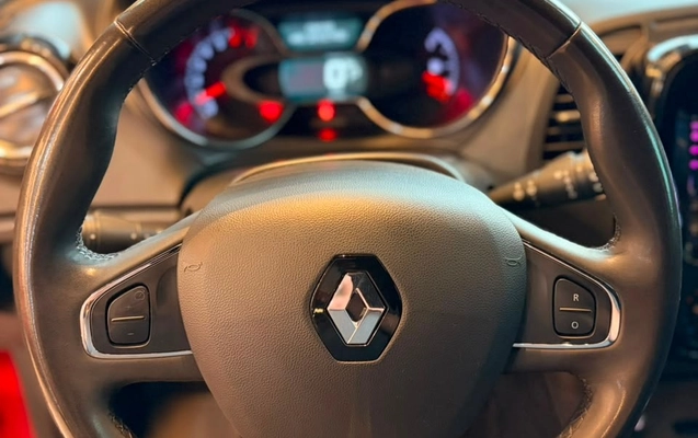 imagem-https://www.socarrao.com.br/sc-vehicle-images-prod/3200677/1786627696393-83691aac-f2fe-4b59-87fa-cd540d7f67ee.jpg