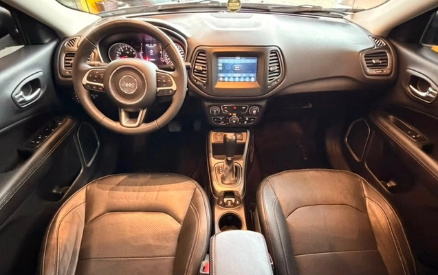 imagem-https://www.socarrao.com.br/sc-vehicle-images-prod/3200865/1786628063285-75c23e5c-5ca4-4ce2-90d4-85a6d418529b.jpg