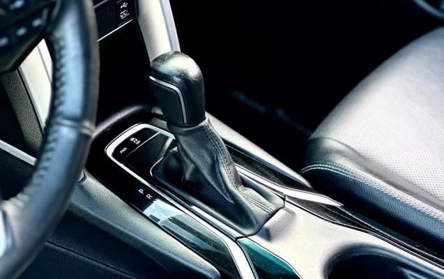 imagem-https://www.socarrao.com.br/sc-vehicle-images-prod/3200875/1786628082680-Op2kLtVdzMN4DO6kGeV3mweazrhNOTGW.jpg