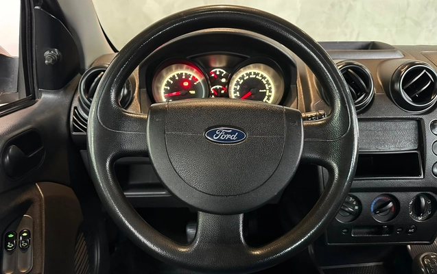 imagem-https://www.socarrao.com.br/sc-vehicle-images-prod/3201576/1788183674281-530a0b09d3b245328ea722a4dc837fbf_1786631067883.jpg