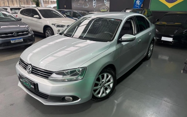 imagem-https://www.socarrao.com.br/sc-vehicle-images-prod/3201767/1788979496636-gb-0f12ecd.jpeg