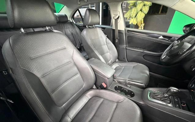 imagem-https://www.socarrao.com.br/sc-vehicle-images-prod/3201767/1788979496661-gb-72eeb99.jpeg