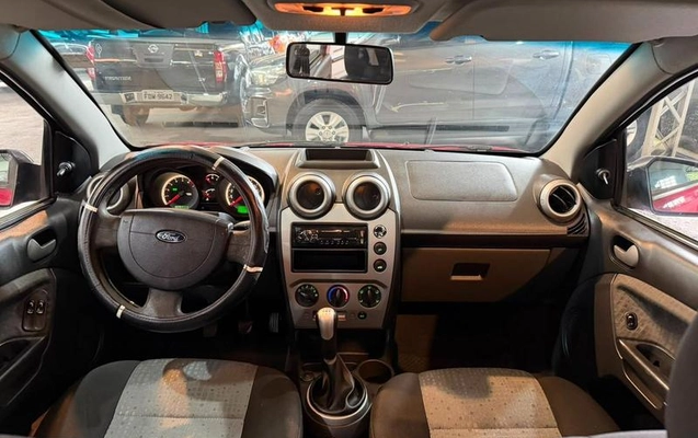 imagem-https://www.socarrao.com.br/sc-vehicle-images-prod/3201779/1786630851875-8193232_4_B_0bfa81bca0.jpeg