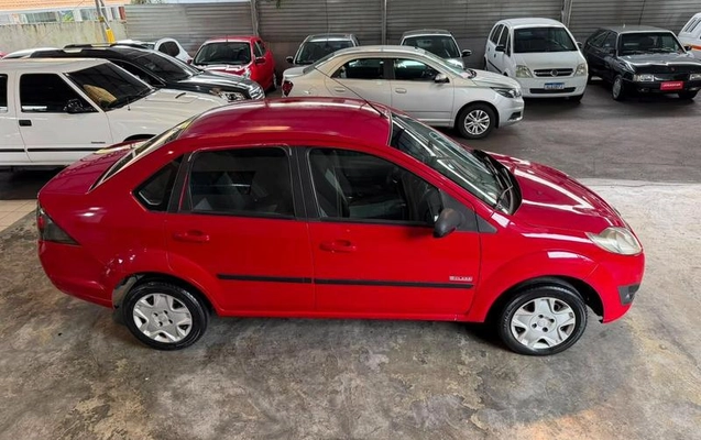 imagem-https://www.socarrao.com.br/sc-vehicle-images-prod/3201779/1786630851894-8193232_17_B_cecc4f71df.jpeg