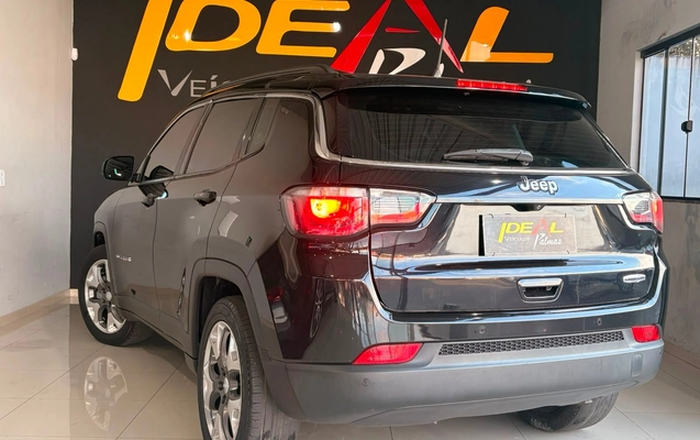 imagem-https://www.socarrao.com.br/sc-vehicle-images-prod/3201823/1786630784137-7b3d59a8f79f49ffb1e4b24e0d8567f9_1786629857612.jpg