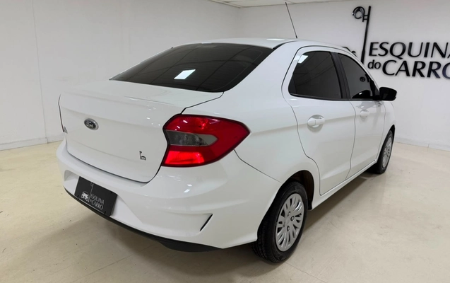 imagem-https://www.socarrao.com.br/sc-vehicle-images-prod/3201874/1786630853528-V2hhdHNBcHAgSW1hZ2UgMjAyNi0wOC0xMSBhdCAxMC4yNy4yNyAoNCkuanBlZw.jpeg