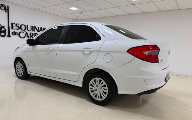 imagem-https://www.socarrao.com.br/sc-vehicle-images-prod/3201874/1786630853667-V2hhdHNBcHAgSW1hZ2UgMjAyNi0wOC0xMSBhdCAxMC4yNy4yOCAoMSkuanBlZw.jpeg