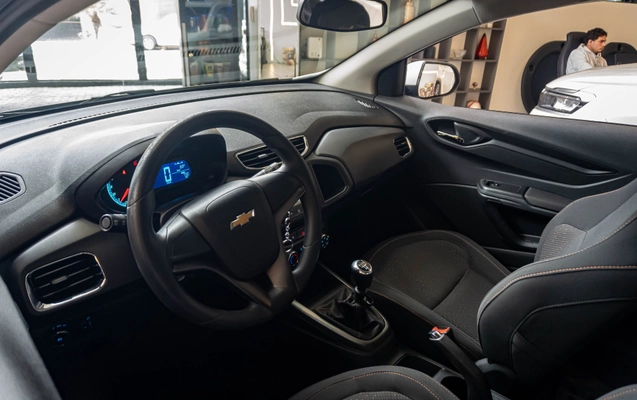 imagem-https://www.socarrao.com.br/sc-vehicle-images-prod/3201880/1786630880849-61606e74-d2ef-48ca-96eb-d83447dcf1a9.jpg