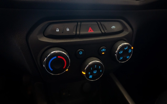 imagem-https://www.socarrao.com.br/sc-vehicle-images-prod/3201880/1786630880854-348afedd-1394-40e6-9a12-94b8fd770086.jpg