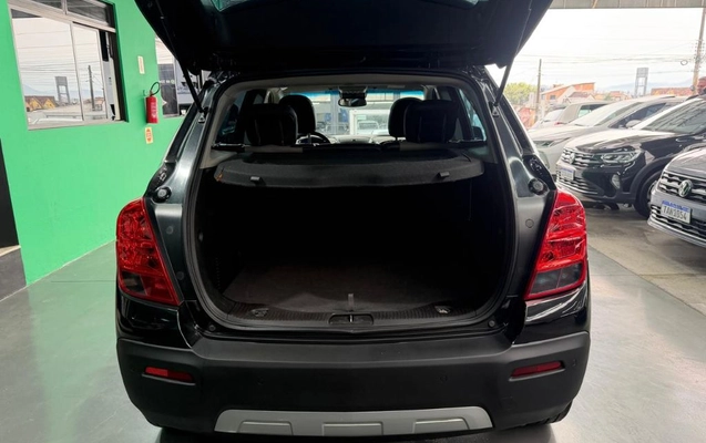 imagem-https://www.socarrao.com.br/sc-vehicle-images-prod/3202063/1788976161640-gb-e018a19.jpeg