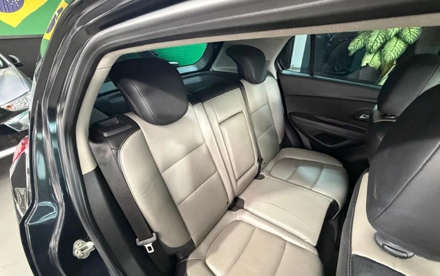 imagem-https://www.socarrao.com.br/sc-vehicle-images-prod/3202063/1788976161662-gb-712b533.jpeg