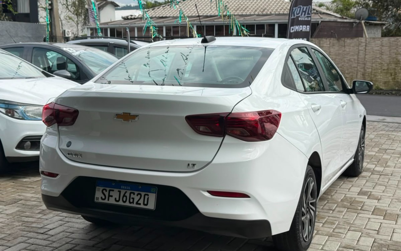 imagem-https://www.socarrao.com.br/sc-vehicle-images-prod/3202182/1786631952743-V2hhdHNBcHAgSW1hZ2UgMjAyNi0wOC0xMyBhdCAxMC40Ny40NSAoNCkuanBlZw.jpeg