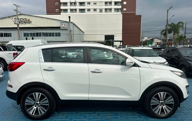 imagem-https://www.socarrao.com.br/sc-vehicle-images-prod/3202386/1788898099591-4f1cd580cb0143998d205c45986dfb42_1786632311769.jpg