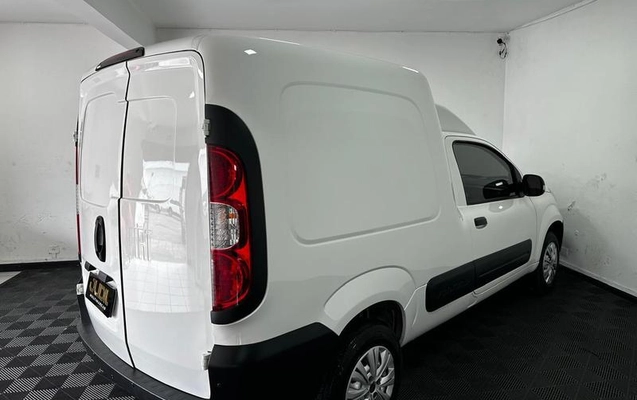 imagem-https://www.socarrao.com.br/sc-vehicle-images-prod/3202450/1786633145575-8376032_19_B_1b78a6e69e.jpeg