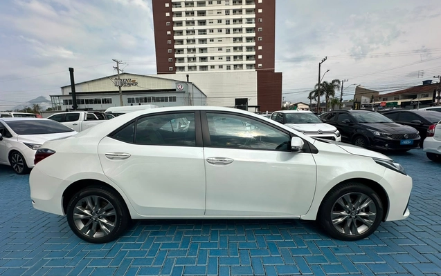 imagem-https://www.socarrao.com.br/sc-vehicle-images-prod/3202468/1788898106718-6441f81cf5cf44578cdedd796d451cba_1786632502631.jpg