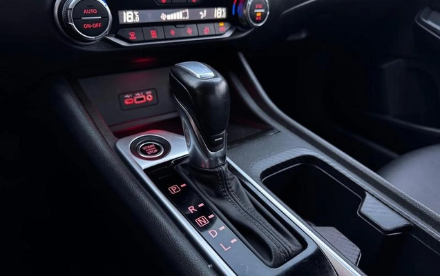 imagem-https://www.socarrao.com.br/sc-vehicle-images-prod/3202730/1786661155752-8370198_12_B_17fc9a31b6.jpeg