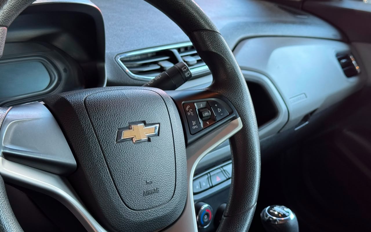 imagem-https://www.socarrao.com.br/sc-vehicle-images-prod/3202879/1786633659108-V2hhdHNBcHAgSW1hZ2UgMjAyNi0wOC0xMSBhdCAxNC40MS4zMCAoMikuanBlZw.jpeg
