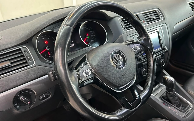 imagem-https://www.socarrao.com.br/sc-vehicle-images-prod/3204274/1786639088347-1856b4a5-65aa-453c-ae10-328beae3ca34.jpeg