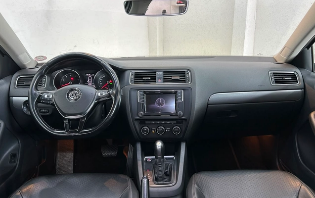 imagem-https://www.socarrao.com.br/sc-vehicle-images-prod/3204274/1786639088347-d1aa120e-9151-412e-ab96-1863fbf370a2.jpeg