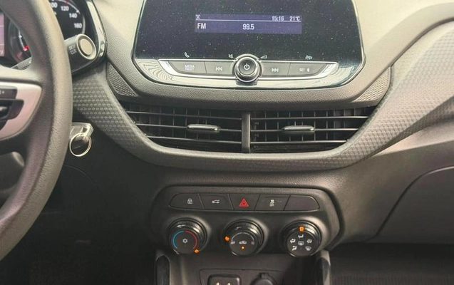 imagem-https://www.socarrao.com.br/sc-vehicle-images-prod/3204385/1790109145472-8376304_12_B_7181c7523e.jpeg