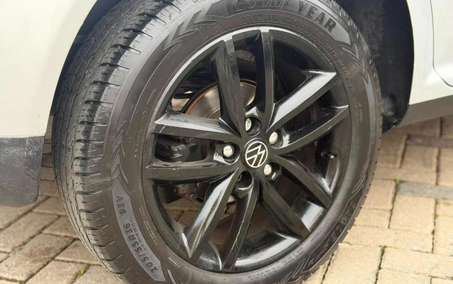 imagem-https://www.socarrao.com.br/sc-vehicle-images-prod/3204426/1790110046674-8376334_9_B_b7361b0523.jpeg