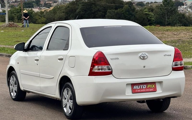 imagem-https://www.socarrao.com.br/sc-vehicle-images-prod/3204444/1788554272180-8323924_4_B_e82eb06692.jpeg