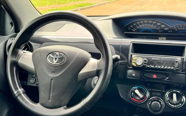 imagem-https://www.socarrao.com.br/sc-vehicle-images-prod/3204444/1788554272193-8323924_11_B_b54f229bc8.jpeg