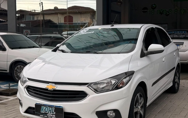 imagem-https://www.socarrao.com.br/sc-vehicle-images-prod/3204955/1786639018124-V2hhdHNBcHAgSW1hZ2UgMjAyNi0wOC0xMyBhdCAxMi41MS4wMiAoNSkuanBlZw.jpeg