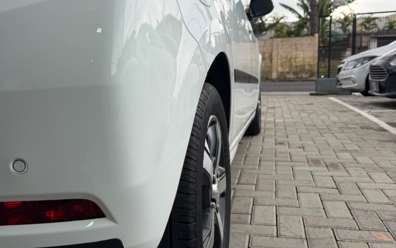 imagem-https://www.socarrao.com.br/sc-vehicle-images-prod/3204955/1786639018572-V2hhdHNBcHAgSW1hZ2UgMjAyNi0wOC0xMyBhdCAxMi41MS4wMSAoMSkuanBlZw.jpeg