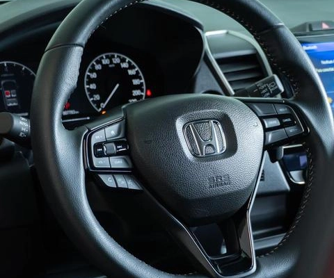 imagem-https://www.socarrao.com.br/sc-vehicle-images-prod/3204975/1789661169106-8376563_10_B_55e05543e9.jpeg