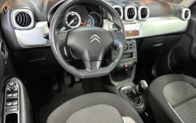 imagem-https://www.socarrao.com.br/sc-vehicle-images-prod/3205160/1788353722651-8358036_3_B_2a3e501cd1.jpeg