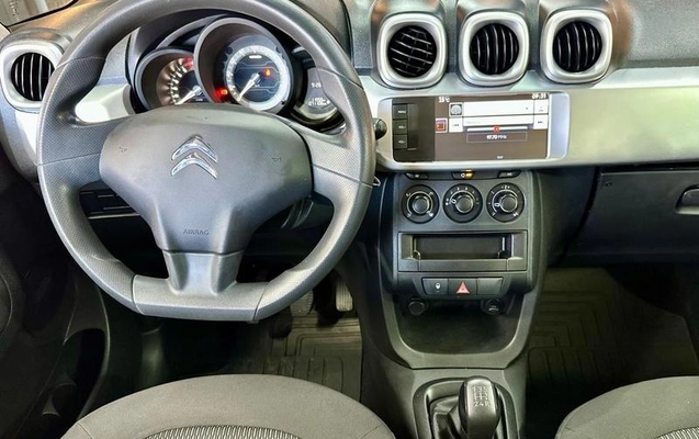 imagem-https://www.socarrao.com.br/sc-vehicle-images-prod/3205160/1788353722655-8358036_8_B_5e6b237466.jpeg