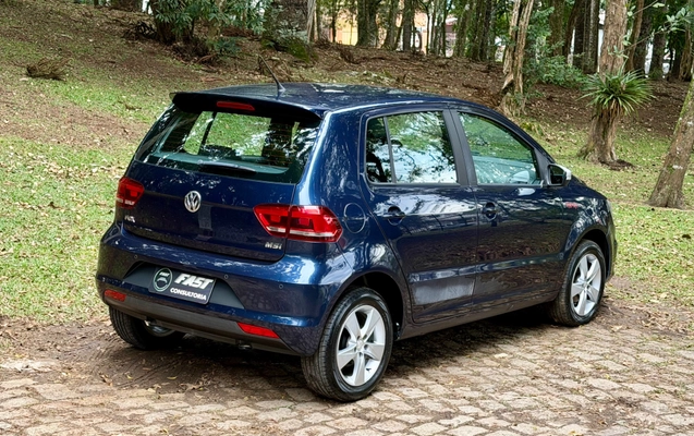 imagem-https://www.socarrao.com.br/sc-vehicle-images-prod/3205474/1786640239657-9ffe984c-81dd-494f-918f-b0af93c48a26.jpg