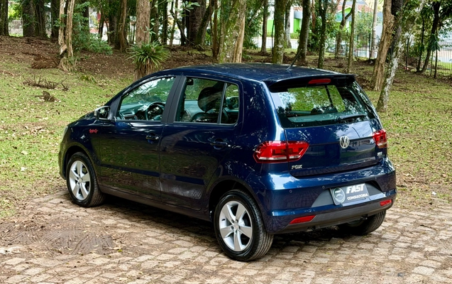 imagem-https://www.socarrao.com.br/sc-vehicle-images-prod/3205474/1786640239659-a04ba3ad-c37b-42c1-9d42-c9fbfd49a19d.jpg