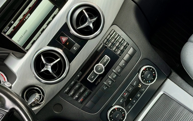 imagem-https://www.socarrao.com.br/sc-vehicle-images-prod/3205482/1792074187058-24e187be-16bd-480e-a9ae-02bcbe598b95.jpg
