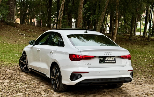 imagem-https://www.socarrao.com.br/sc-vehicle-images-prod/3205484/1786640269492-0fefdde2-1bce-4d29-915c-78eedf49d805.jpg
