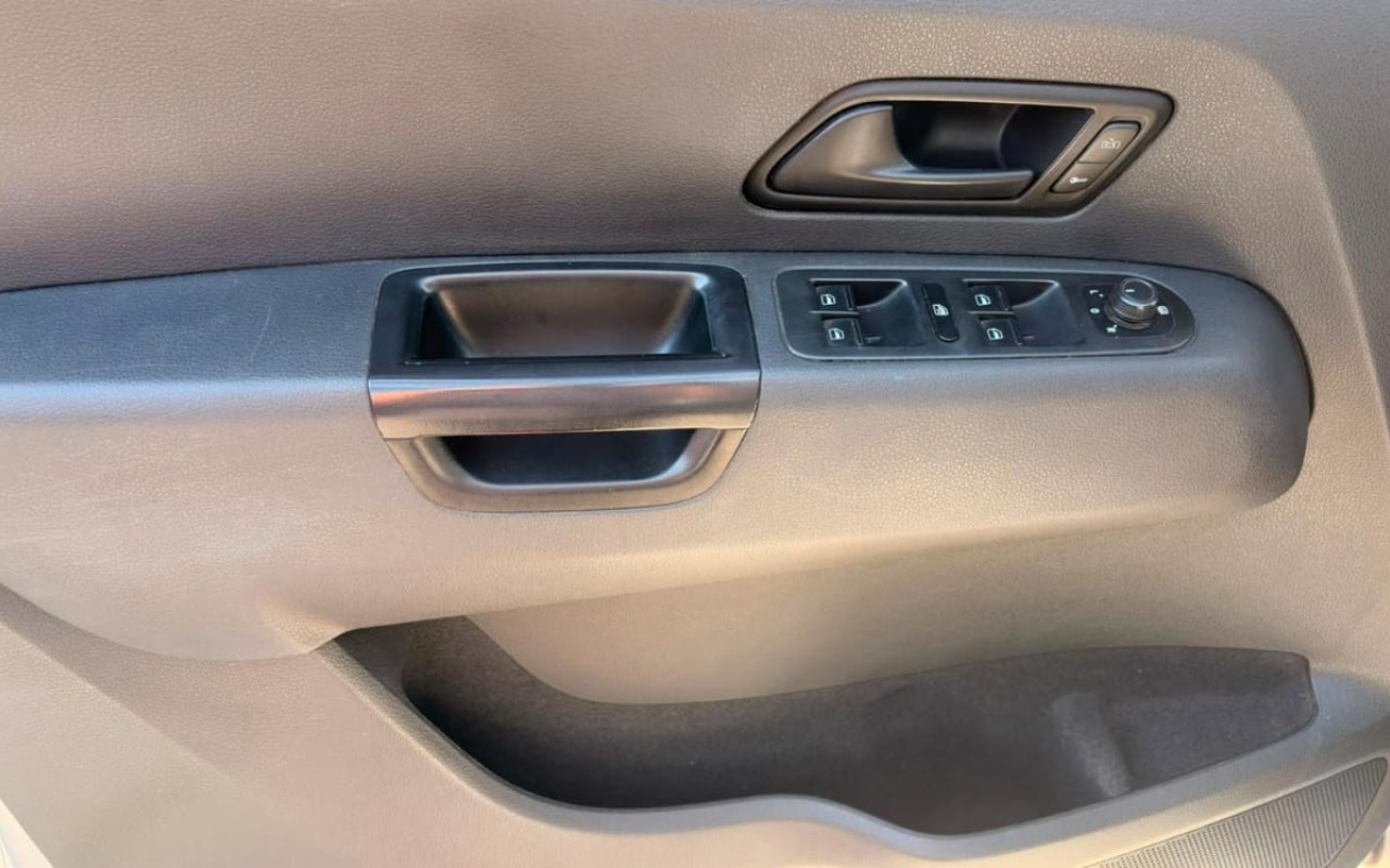 imagem-https://www.socarrao.com.br/sc-vehicle-images-prod/3205488/1786640273616-MTAuanBlZw.jpeg