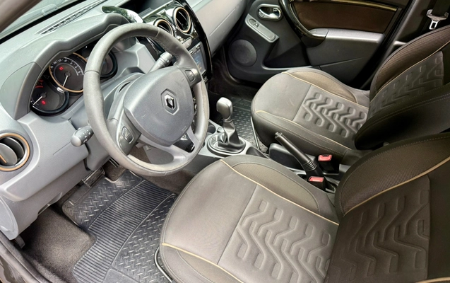imagem-https://www.socarrao.com.br/sc-vehicle-images-prod/3205513/1789042771293-032c20e8-54c4-4b3b-be88-9f4382241382.jpg