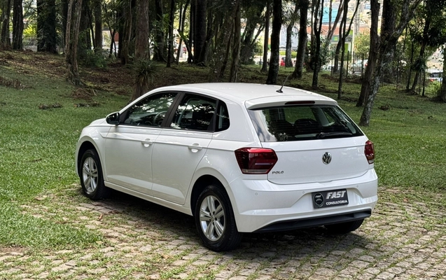 imagem-https://www.socarrao.com.br/sc-vehicle-images-prod/3205521/1786640324272-2d7ba1b9-b8e4-48f0-a865-4acbc8f9b338.jpg
