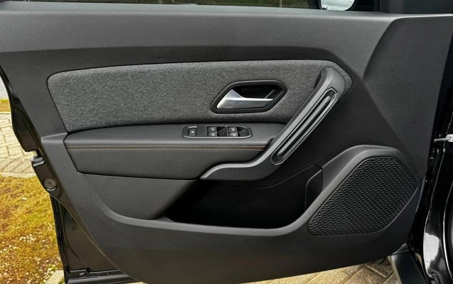 imagem-https://www.socarrao.com.br/sc-vehicle-images-prod/3205614/1789069471039-8375812_1_B_3fd50be146.jpeg