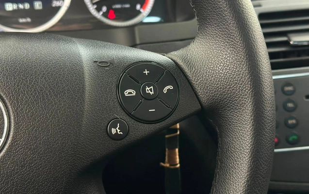 imagem-https://www.socarrao.com.br/sc-vehicle-images-prod/3205619/1786640702292-8687984abd8847e883e7186adf0ae02d_1786372286090.jpg