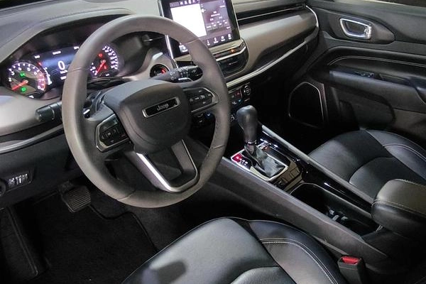 imagem-https://www.socarrao.com.br/sc-vehicle-images-prod/3205627/1787231954976-8376649_11_B_2b2436a2f5.jpeg