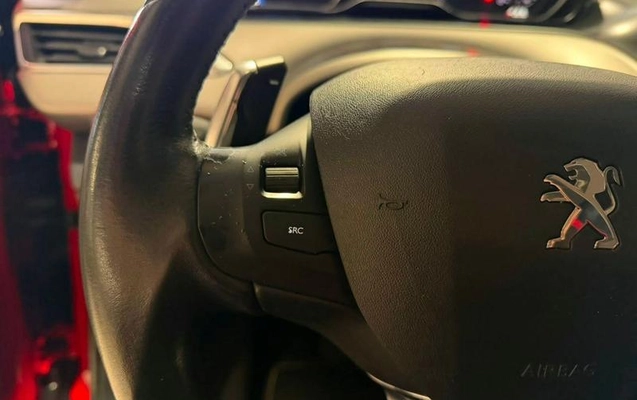 imagem-https://www.socarrao.com.br/sc-vehicle-images-prod/3206118/1787161188358-8362641_22_B_63a2145fd7.jpeg