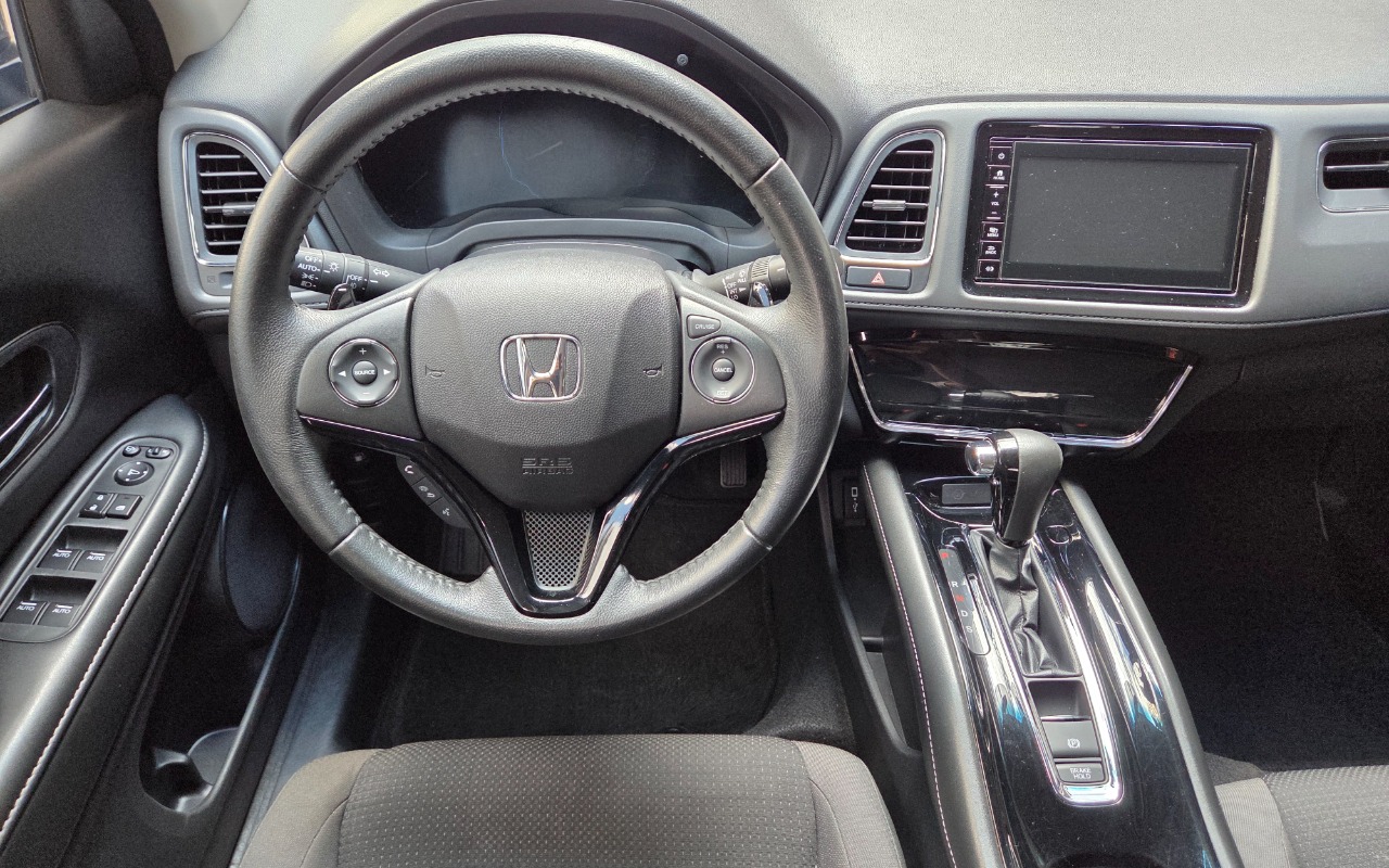 imagem-https://www.socarrao.com.br/sc-vehicle-images-prod/3206350/1786642504244-MTAwMDQxNjc5Ny5qcGc.jpg