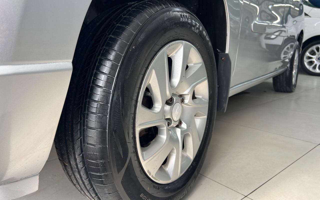 imagem-https://www.socarrao.com.br/sc-vehicle-images-prod/3206387/1786642649716-MWZkZGEzNjctOTc1Zi00N2RjLThhYTAtZmVlMzA5NTJjYzBkLmpwZWc.jpeg