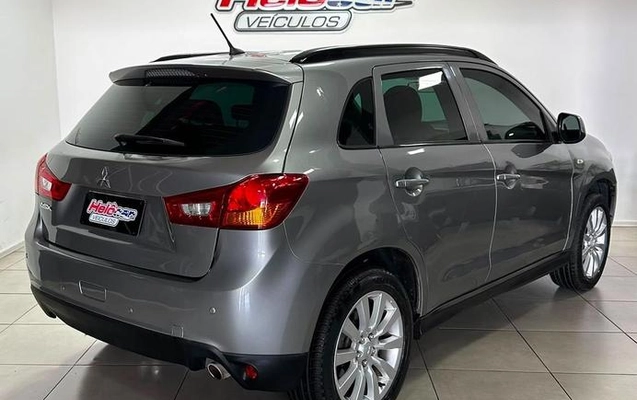 imagem-https://www.socarrao.com.br/sc-vehicle-images-prod/3206508/1787581626922-8310952_1_B_f83595915f.jpeg