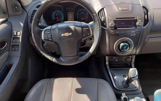 imagem-https://www.socarrao.com.br/sc-vehicle-images-prod/3206548/1788449043203-8374531_15_B_1d205eb2b8.jpeg